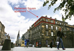 Parliament Sq (apt 15) Royal Mile